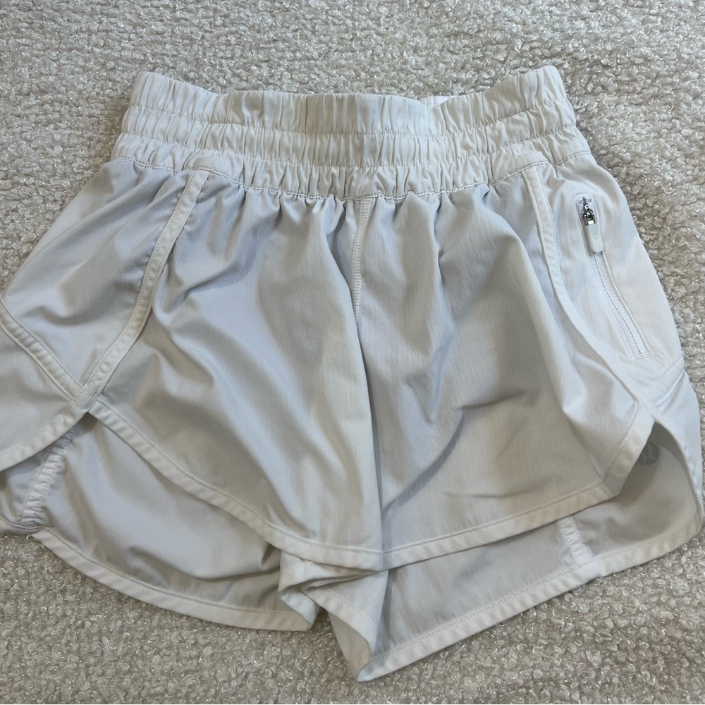 Lululemon Athletica White Athletic Shorts Lightweight Performance